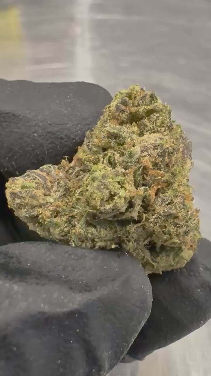 Load video: Skywalker OG